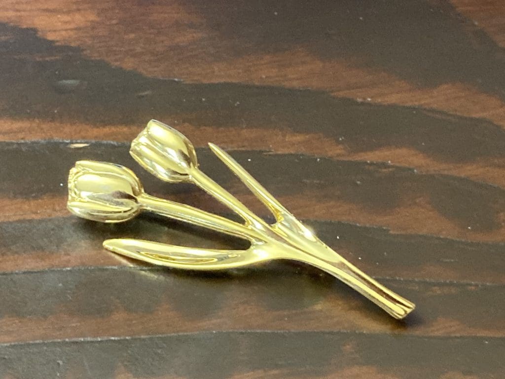 Vintage Gold Toned Tulip pin