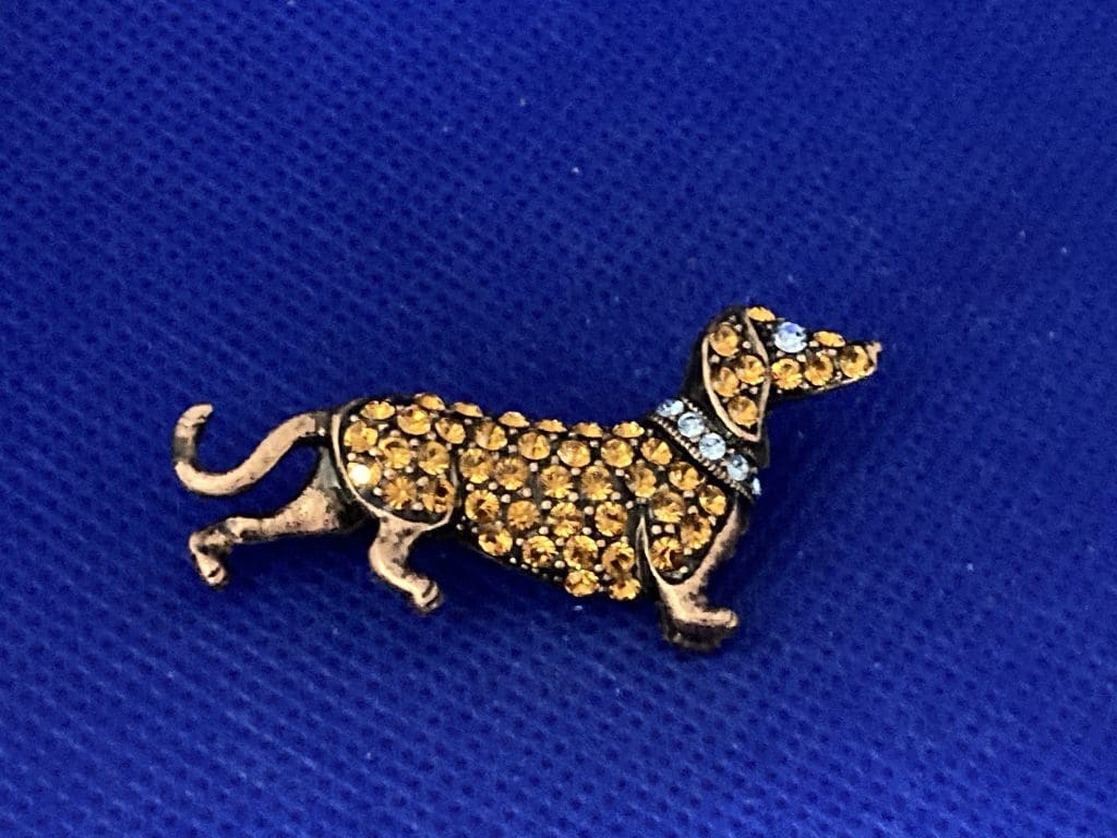 Dachshund pin Brooch