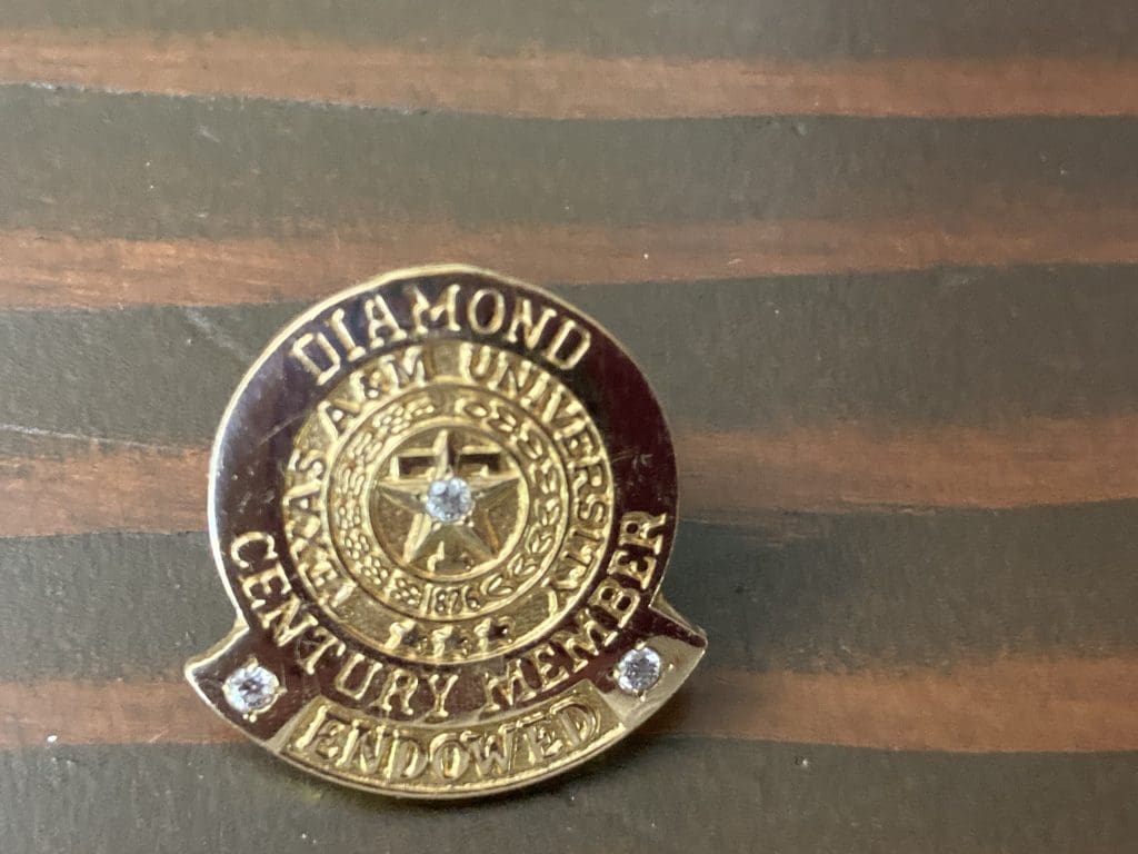 Texas A & M Diamond Century member pin