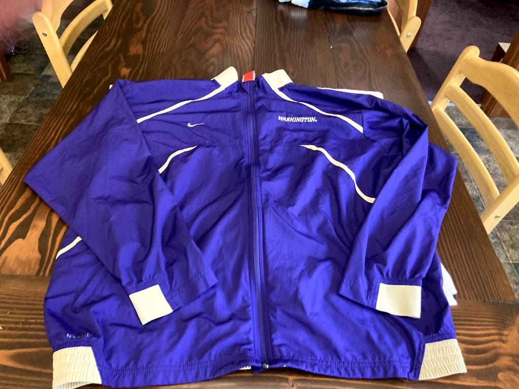 Nike Team Huskies Windbreaker