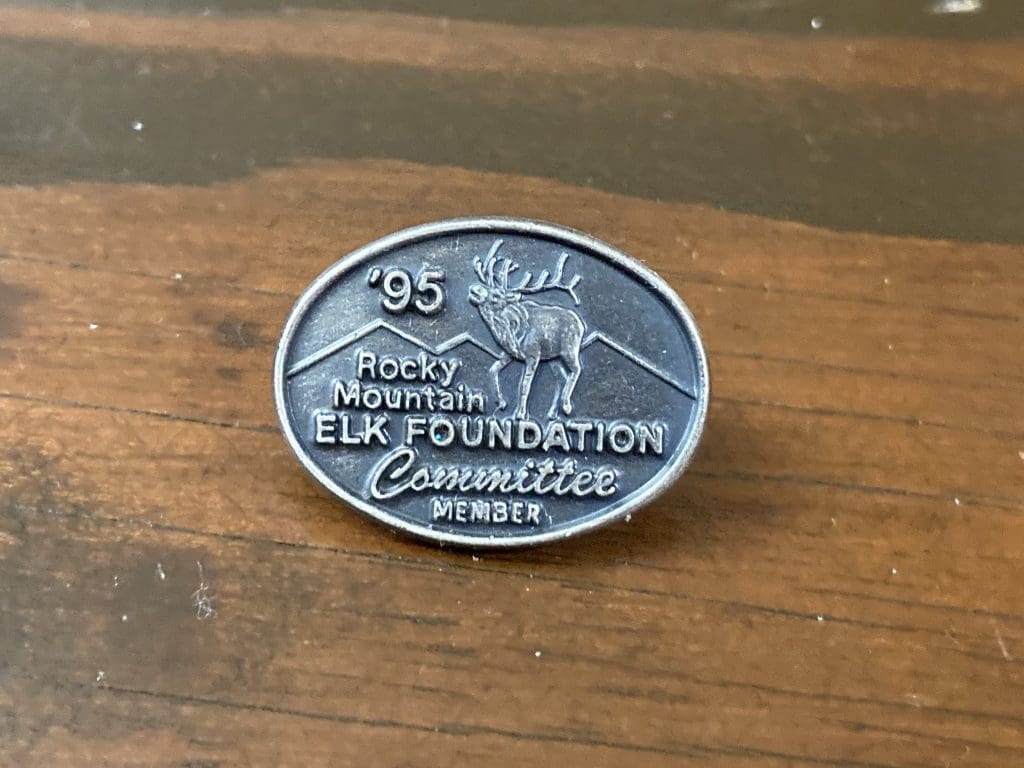 1995 Rocky Mountain Elk Foundation lapel pin