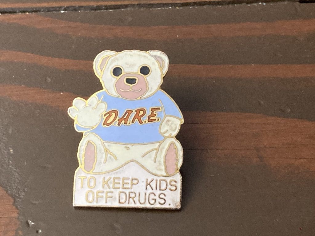 DARE to Keep Kids off drugs teddy bear lapel pin