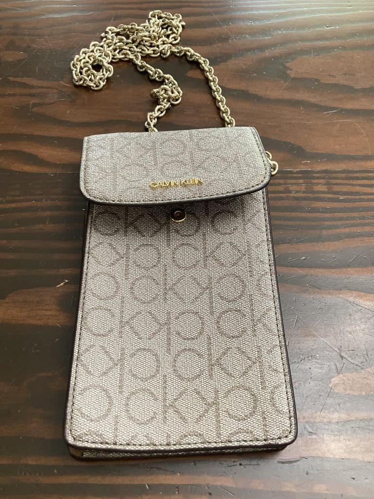 Calvin Klein Hailey Signature Chain Crossbody purse
