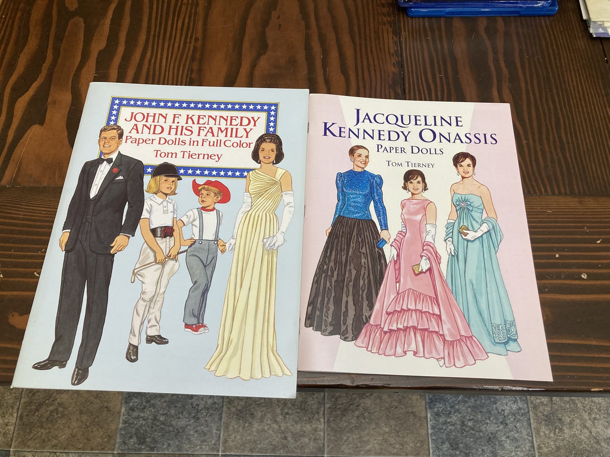 John F Kennedy; Jacqueline Kennedy Onassis paper dolls